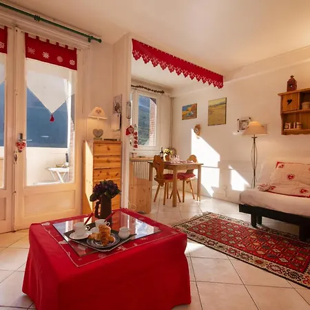 Sleeps 2 Apartman *